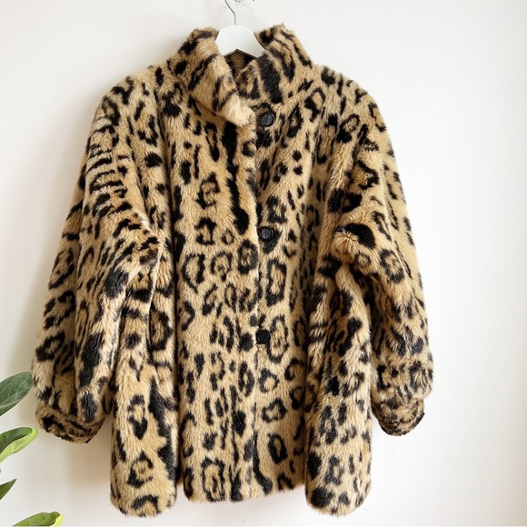 Vintage Jackets & Blazers - Vintage Sterling Stall Faux Fur Leopard Print Jacket Size M Coat Winnipeg Canada